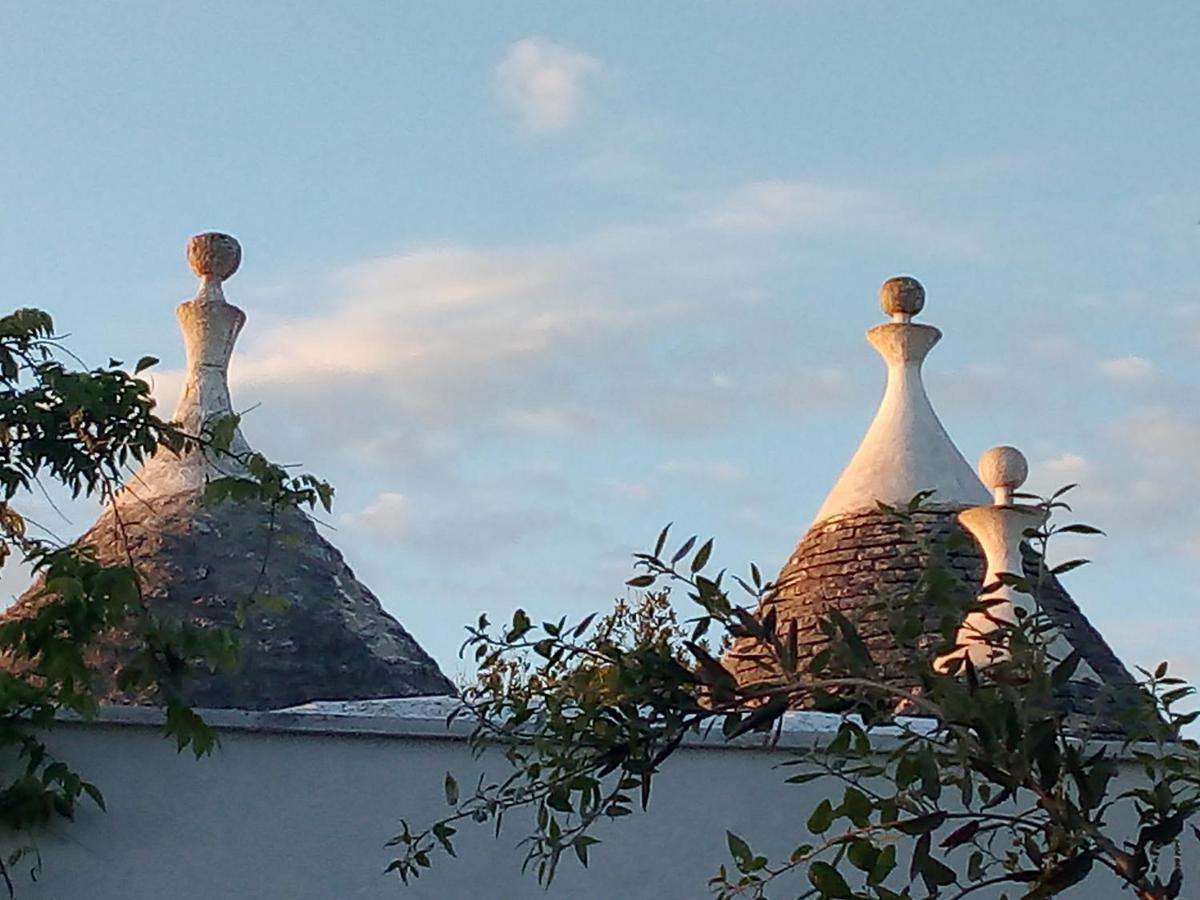 Trulli Di Ivana Остуни Екстериор снимка