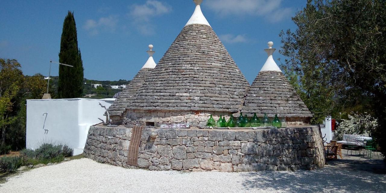 Trulli Di Ivana Остуни Екстериор снимка