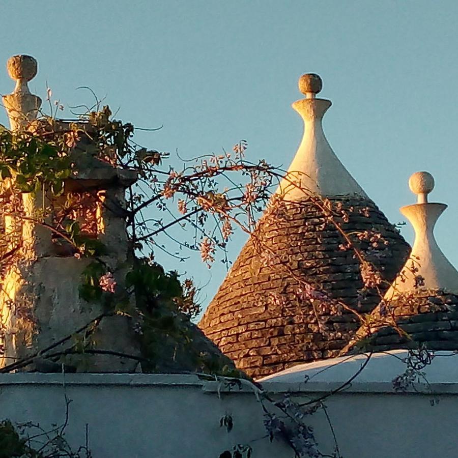Trulli Di Ivana Остуни Екстериор снимка