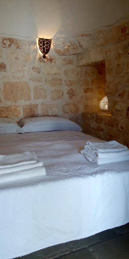 Trulli Di Ivana Остуни Екстериор снимка