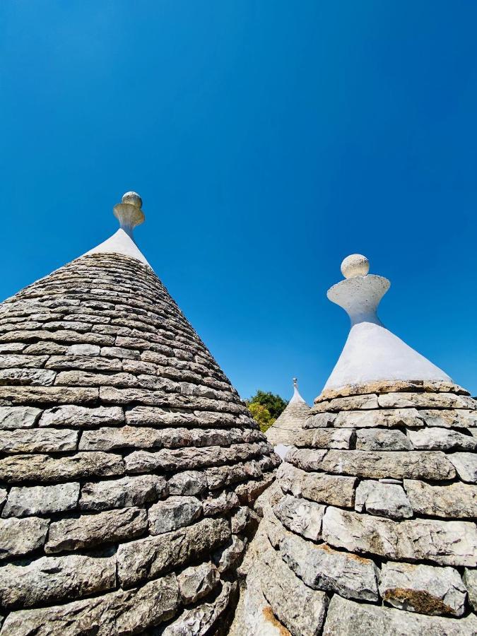 Trulli Di Ivana Остуни Екстериор снимка