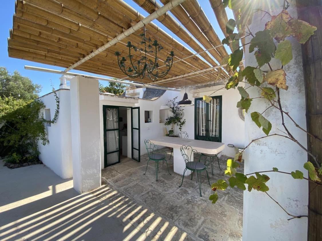 Trulli Di Ivana Остуни Екстериор снимка